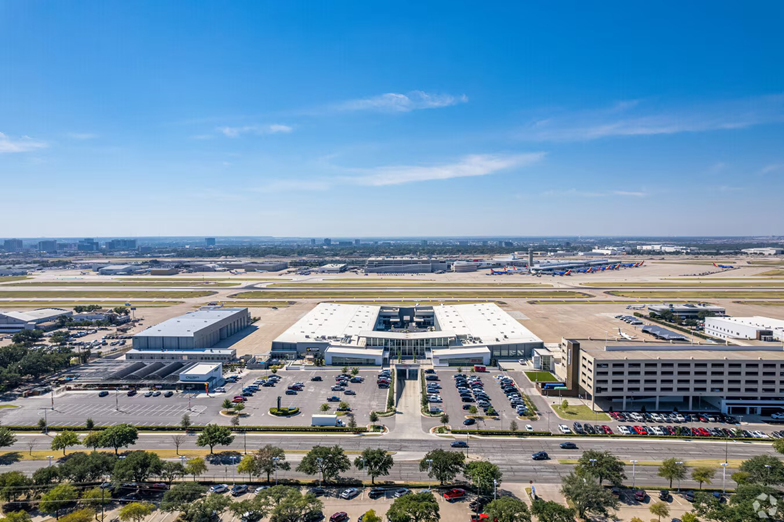 Venture X Dallas – Braniff Centre